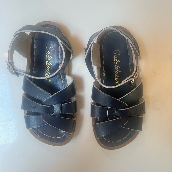 Salt Water - Original Leather Cross Strapped Waterproof Sandals | Navy blue - Picture 4 of 5